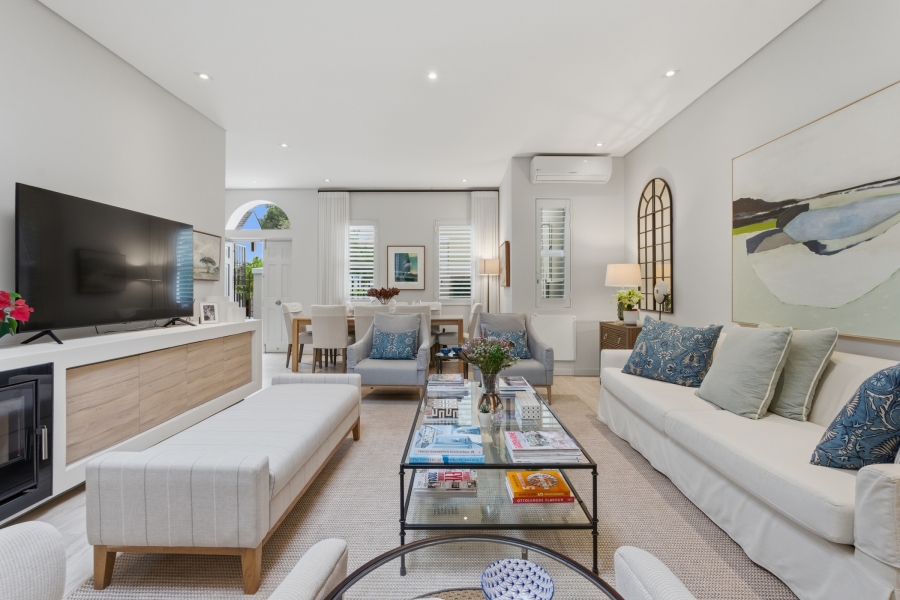 2 Bedroom Property for Sale in Green Point Western Cape